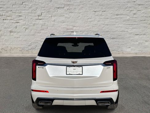Used 2021 Cadillac XT6 Premium Luxury image 4