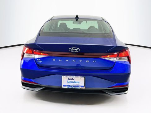 Used 2023 Hyundai Elantra SEL w/ Convenience Package FWD image 6