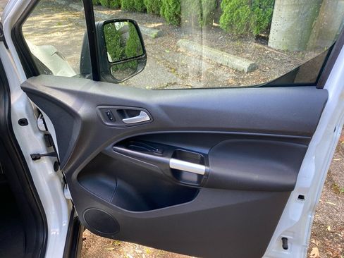 Used 2015 Ford Transit Connect XLT FWD image 22
