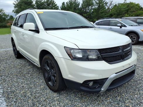 Used 2020 Dodge Journey Crossroad FWD image 11