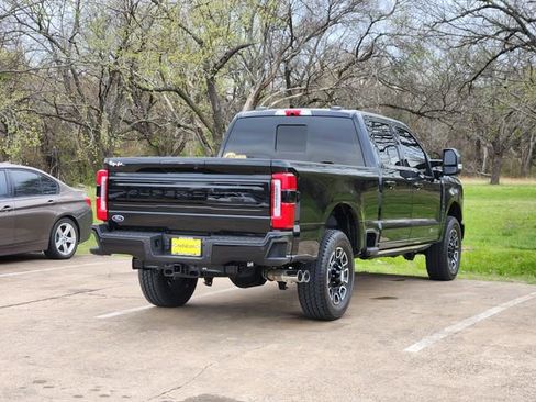 Used 2025 Ford F250 Platinum w/ FX4 Off-Road Package AWD/4WD image 6