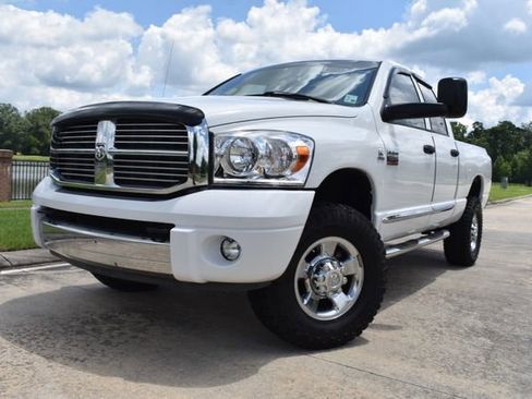 Used 2009 Dodge Ram 2500 Truck Laramie w/ Trailer Tow Group AWD/4WD image 5