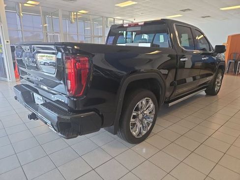 Used 2025 GMC Sierra 1500 Denali AWD/4WD image 8