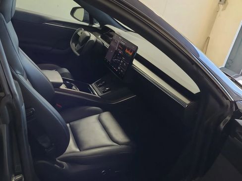 Used 2022 Tesla Model S AWD/4WD image 4