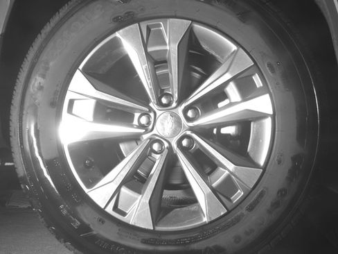 Used 2025 Chevrolet Equinox LT image 15