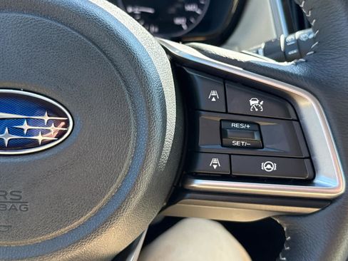 Certified 2025 Subaru Outback Premium AWD/4WD image 14