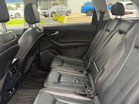 Used 2019 Audi Q7 3.0T Premium AWD/4WD image 22