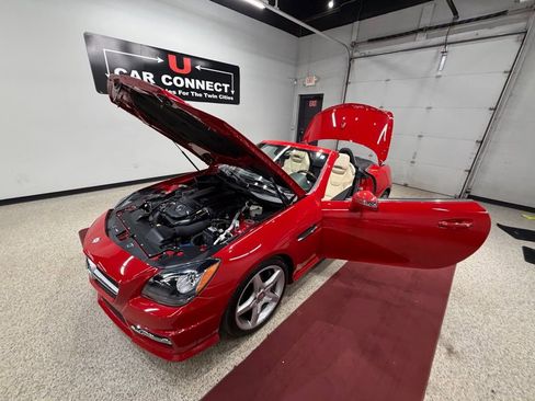 Used 2012 Mercedes-Benz SLK 250 image 38
