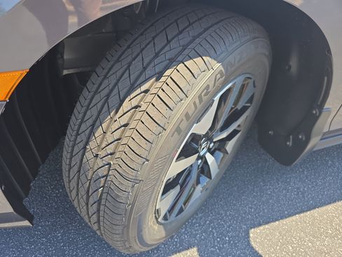 New 2026 Honda Odyssey EX-L image 32