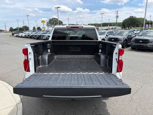 Used 2020 Chevrolet Silverado 1500 Custom Trail Boss w/ Custom Convenience Package AWD/4WD image 17