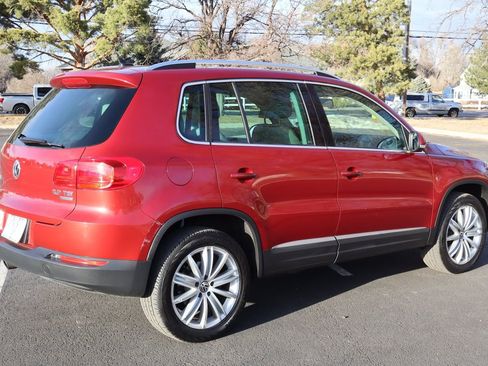 Used 2012 Volkswagen Tiguan S image 4