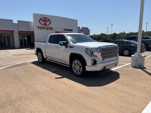 Used 2021 GMC Sierra 1500 Denali w/ Denali Ultimate Package AWD/4WD image 32