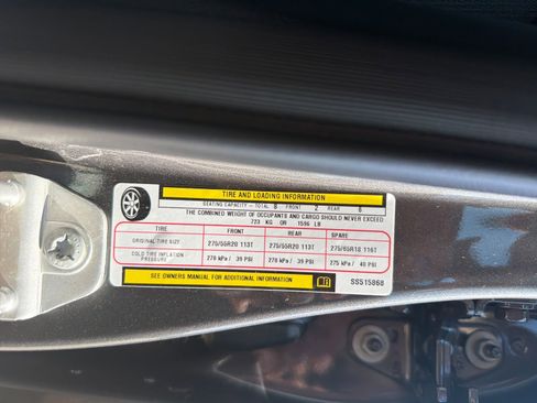 Used 2025 Jeep Wagoneer 4WD image 32