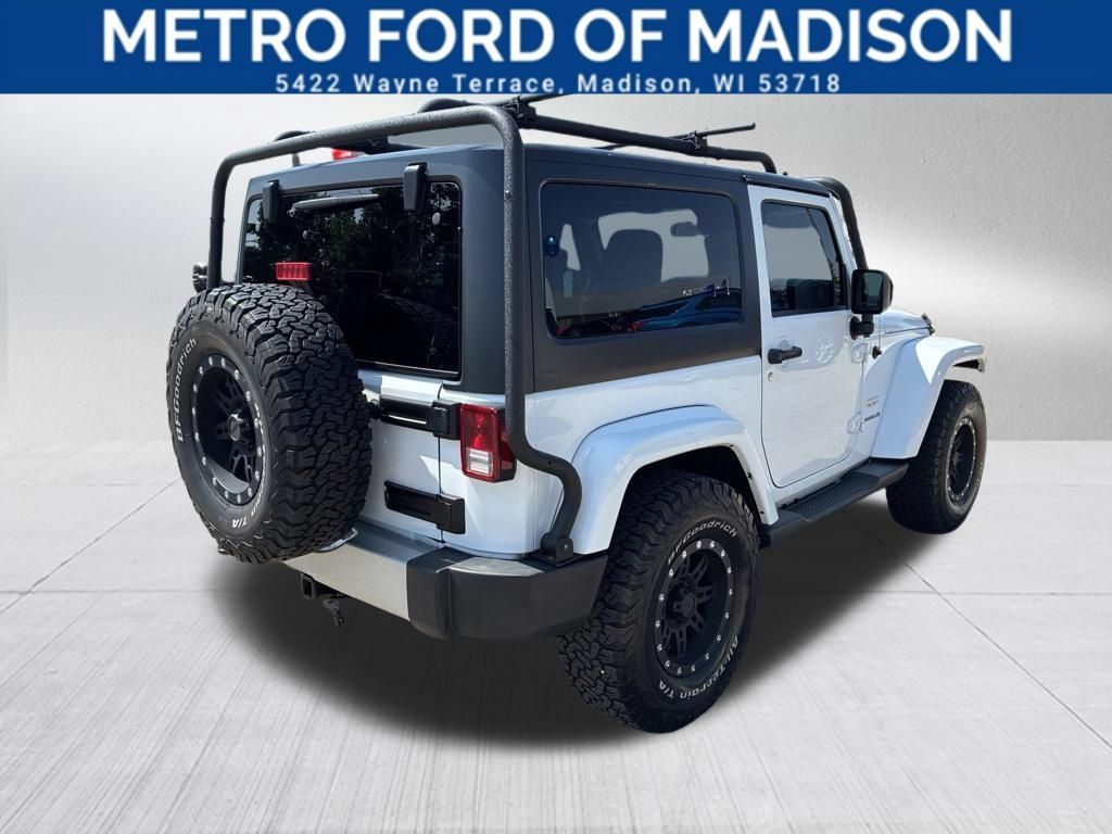 Used 2015 Jeep Wrangler Sahara AWD/4WD image 5
