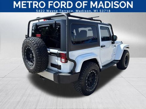 Used 2015 Jeep Wrangler Sahara AWD/4WD image 5