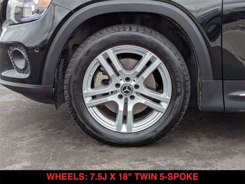 Used 2022 Mercedes-Benz GLB 250 4MATIC image 19