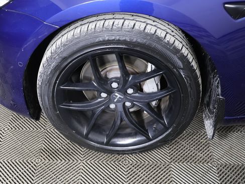 Used 2020 Tesla Model 3 Standard Range image 21