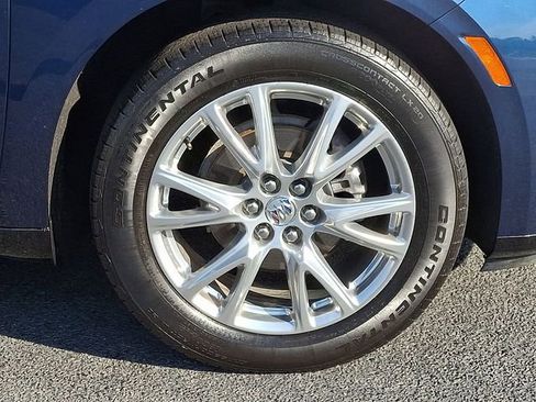 Used 2023 Buick Enclave Essence w/ Experience Buick Package AWD/4WD image 11