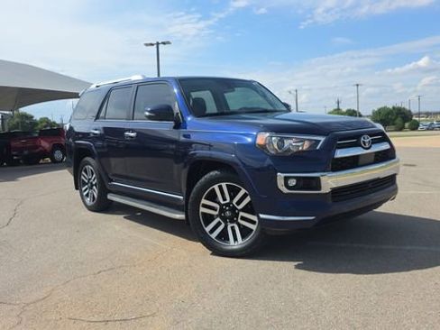 Used 2024 Toyota 4Runner Limited RWD image 9