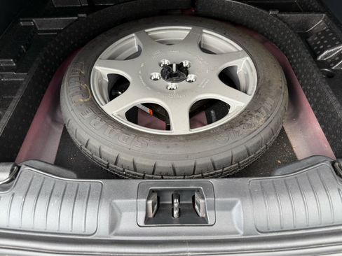 Used 2020 Ford Escape SE image 21