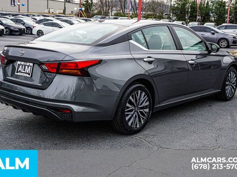 Used 2025 Nissan Altima 2.5 SV image 6