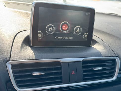 Used 2015 MAZDA MAZDA3 i Touring FWD image 12