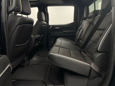 Used 2025 GMC Sierra 1500 AT4X image 45