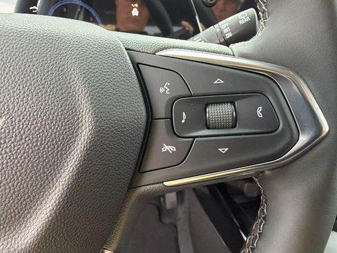 New 2026 Chevrolet Trax ACTIV w/ Sunroof Package FWD image 25