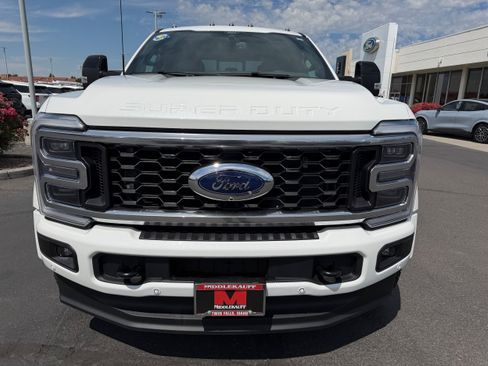 New 2026 Ford F450 Platinum w/ FX4 Off-Road Package AWD/4WD image 8