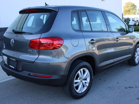 Used 2014 Volkswagen Tiguan S image 6