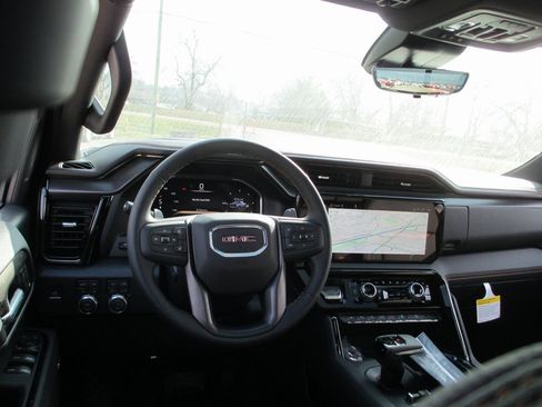 New 2026 GMC Sierra 1500 AT4 w/ AT4 Premium Package image 14