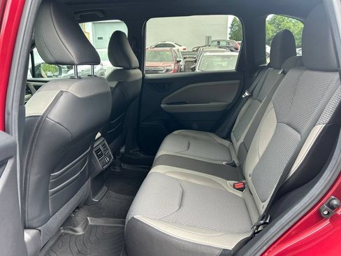Certified 2026 Subaru Forester Premium AWD/4WD image 27