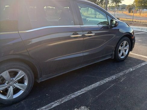 Used 2019 Honda Odyssey EX image 7