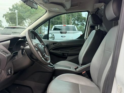 Used 2018 Ford Transit Connect XL FWD image 9