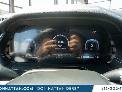 Used 2023 Jeep Grand Cherokee L Limited AWD/4WD image 6