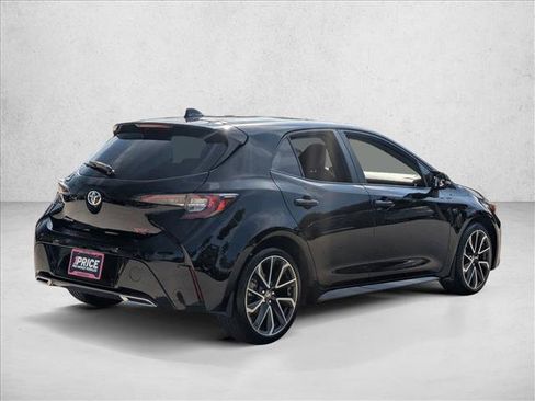 Used 2019 Toyota Corolla XSE image 5