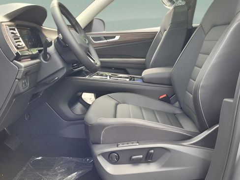 New 2026 Volkswagen Atlas SEL image 12