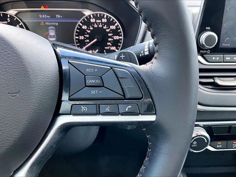 Certified 2021 Nissan Altima 2.5 SR image 23