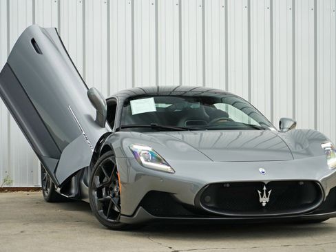 Used 2022 Maserati MC20 Coupe image 6