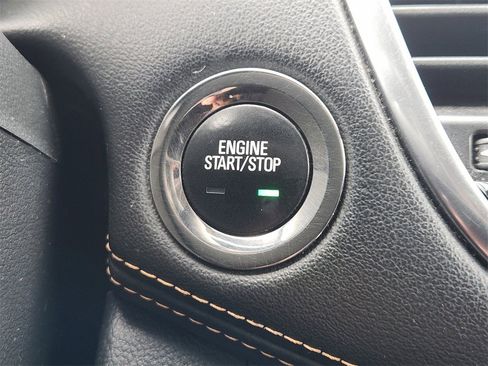 Used 2019 Chevrolet Trax Premier w/ Midnight Edition image 24