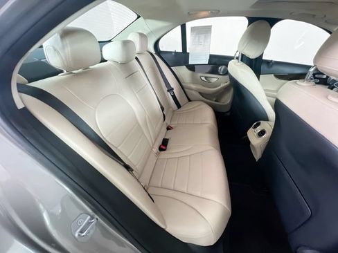 Used 2021 Mercedes-Benz C 300 4MATIC Sedan image 25