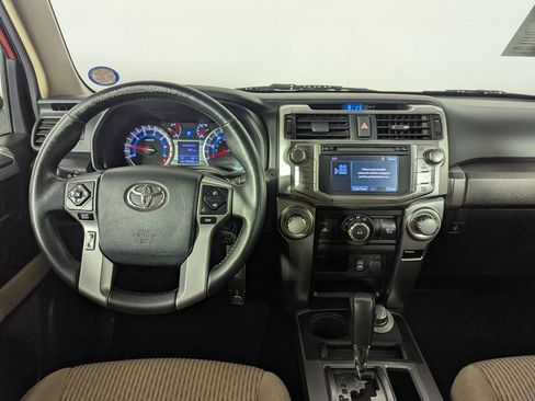 Used 2014 Toyota 4Runner SR5 AWD/4WD image 6