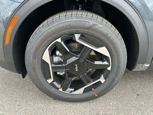 New 2026 Kia Sportage S AWD/4WD image 8