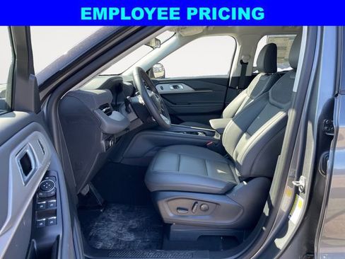New 2026 Ford Explorer Active w/ Active Comfort Package AWD/4WD image 9