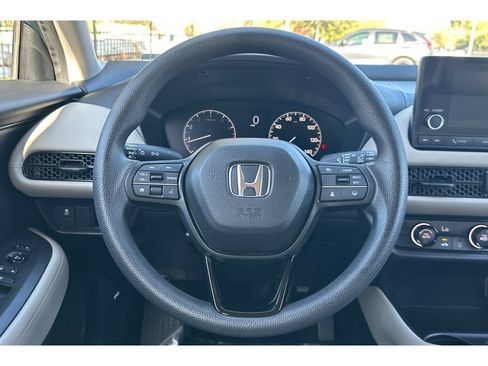 Used 2025 Honda HR-V LX image 36