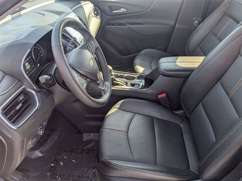Used 2024 Chevrolet Equinox Premier image 13