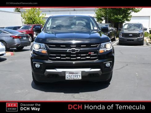 Used 2021 Chevrolet Colorado Z71 w/ Z71 Midnight Edition AWD/4WD image 2