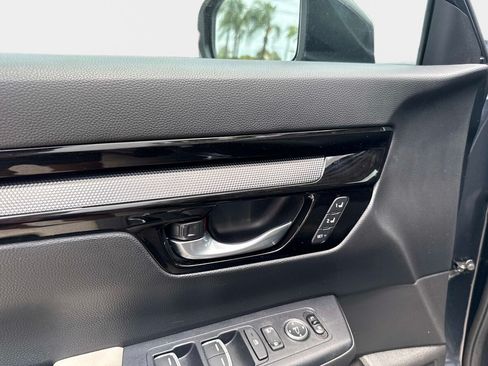 Used 2024 Honda CR-V EX-L image 17