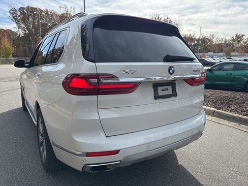 Used 2021 BMW X7 xDrive40i w/ Parking Assistance Package image 16