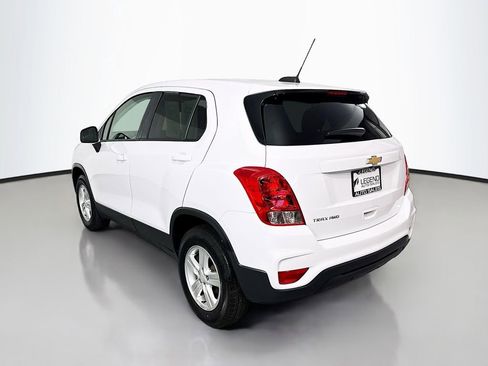 Used 2020 Chevrolet Trax LS w/ Tint and Cruise Package AWD/4WD image 9